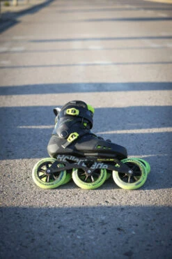 Rollerblade Maxxum 125 - Fitness Inline Skates - Black/lime 27 Rollerblade Maxxum 125 - Fitness Inline Skates - Black/lime -Fitness-Mode Winkel 072206001a1 maxxum 125 12 1468212
