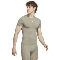 Adidas Techfit Training T-Shirt Heren - Silver IC2156 -Fitness-Mode Winkel adidas mens techfit training t shirt ic2156 5 1362104