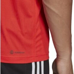 Adidas Train Essentials Polo Shirt Heren - Bright Red/black IB8106 -Fitness-Mode Winkel adidas mens train essentials polo shirt bright red black ib8106 6 1368743