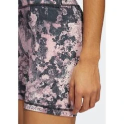 Adidas Yoga Studio Print Shorts Dames - Magmau/carbon/print -Fitness-Mode Winkel adidas wm studio aop s t magmau carbon print 6 1190253