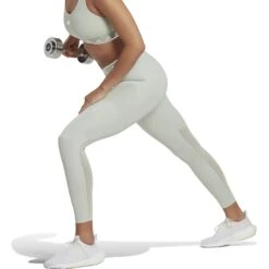 Adidas TERREX Tight Fit Vanish 7/8 Tights Dames - Linen Green HN9429 -Fitness-Mode Winkel adidas womens terrex tight fit vanish 7 8 tights linen green hn9429 1 1259972