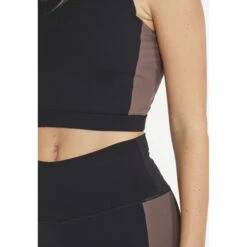 Athlecia Comaya Sport-BH Dames - Zwart 20 Athlecia Comaya Sport-BH Dames - Zwart -Fitness-Mode Winkel athlecia comaya w bra womens black 6 1157141