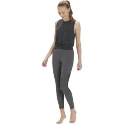 Athlecia Diamy Cross Tanktop Dames - Zwart -Fitness-Mode Winkel athlecia diamy w cross tank top womens black b4 1439182