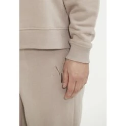 Athlecia Lia Oversized Sweatshirt Dames - Atmosphere -Fitness-Mode Winkel athlecia lia w oversized sweat womens pullover atmosphere 6 1266055