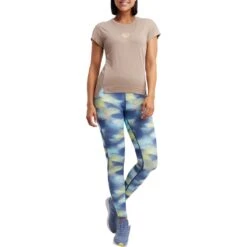 ENERGETICS Odette Shirt Dames - Brown Light 9 ENERGETICS Odette Shirt Dames - Brown Light -Fitness-Mode Winkel energetics odette womens shortsleeve shirt brown light 5 1475726