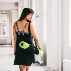 Gaiam On-The-Go Mat Bag -Fitness-Mode Winkel gaiam on the go bag 05 62018 01 1071115