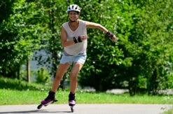 Rollerblade Macroblade 100 3WD W - Women Fitness Inline Skates - Purple/black 25 Rollerblade Macroblade 100 3WD W - Women Fitness Inline Skates - Purple/black -Fitness-Mode Winkel macroblade 100 3wd w 13 1255771