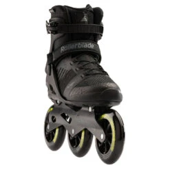 Rollerblade Macroblade 110 3WD - Men Fitness Inline Skates - Black/lime -Fitness-Mode Winkel macroblade 110 3wd 1 1255950