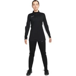 Nike Dri-FIT Academy Drill Dames Voetbaltop - Zwart/zwart/wit DX0513-010 -Fitness-Mode Winkel nike dri fit academy 23 womens drill football top dx0513 010 3 1534713