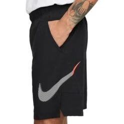 Nike Dri-FIT Web-Trainingsshorts Heren - Black/smoke Grey/white DQ4799-010 9 Nike Dri-FIT Web-Trainingsshorts Heren - Black/smoke Grey/white DQ4799-010 -Fitness-Mode Winkel nike dri fit flex gfx woven 9 shorts black smoke grey white dq4799 010 4 1316112