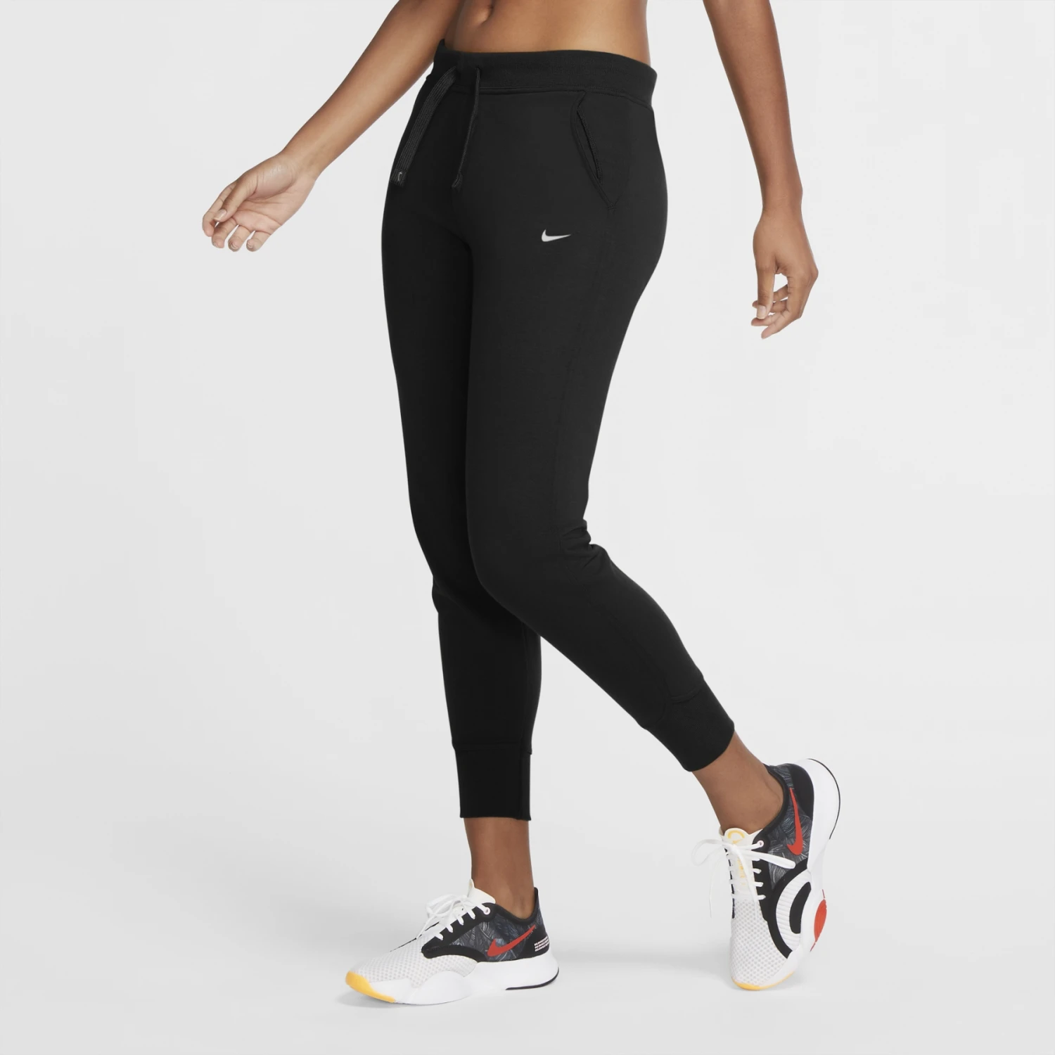 Nike Dri-FIT Get Fit Trainingsbroek Dames - Zwart/wit CU5495-010 5 Nike Dri-FIT Get Fit Trainingsbroek Dames - Zwart/wit CU5495-010 - Afbeelding 3