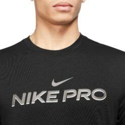Nike Pro T-Shirt Heren - Zwart FJ2393-010 -Fitness-Mode Winkel nike dri fit pro mens shirt black fj2393 010 4 1516904