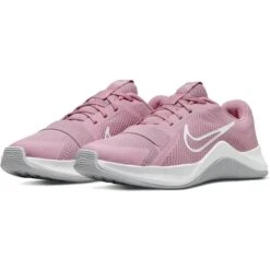 Nike MC Trainer 2 Schoenen Dames - Pink/white-pure Platinum DM0824-600 13 Nike MC Trainer 2 Schoenen Dames - Pink/white-pure Platinum DM0824-600 -Fitness-Mode Winkel nike mc trainer 2 women fitness shoes pink white pure platinum dm0824 600 6 1540217