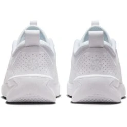 Nike Omni Multi-Court Indoorschoenen Kinderen - White/white-pure Platinum DM9027-100 -Fitness-Mode Winkel nike omni big kids multi court shoes white white pure platinum dm9027 100 4 1478696