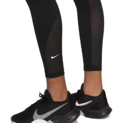 Nike One Dri-FIT High-Waisted Legging 7/8 Dames - Zwart/wit DV9020-010 -Fitness-Mode Winkel nike one dri fit womens high waisted 7 8 tights black white dv9020 010 3 1415288