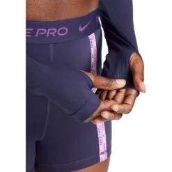 Nike Pro Dri-FIT Cropped Shirt Met Lange Mouwen Dames - Purple Ink/purple Cosmos/rush FB5233-555 -Fitness-Mode Winkel nike pro dri fit crop longsleeve purple ink purple cosmos rush fb5233 555 5 1533383