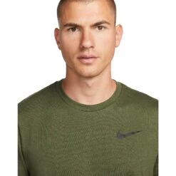 Nike Pro Dri-Fit T-Shirt Heren - Rough Green/black DQ4866-326 9 Nike Pro Dri-Fit T-Shirt Heren - Rough Green/black DQ4866-326 -Fitness-Mode Winkel nike pro dri fit mens short sleeve shirt rough green black dq4866 326 3 1300168
