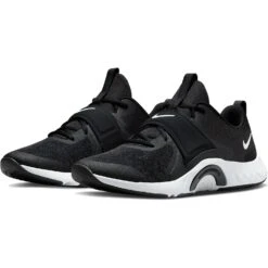 Nike Renew In-Season TR 12 Schoenen Dames - Black/white-dark Smoke Grey DD9301-001 -Fitness-Mode Winkel nike renew in season tr 2 womens shoes black white dark smoke grey dd9301 001 6 1320766