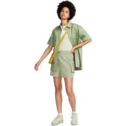 Nike Sportswear Essentials Logo T-Shirt Dames - Honeydew/white DX7906-343 -Fitness-Mode Winkel nike sportswear essentials womens logo t shirt honeydew white dx7906 343 2 1523564