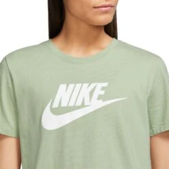Nike Sportswear Essentials Logo T-Shirt Dames - Honeydew/white DX7906-343 -Fitness-Mode Winkel nike sportswear essentials womens logo t shirt honeydew white dx7906 343 3 1523563
