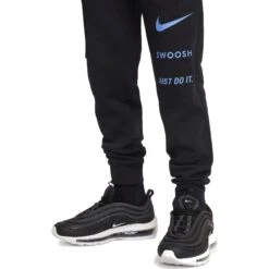 Nike Sportswear Club Fleece Cargo Trainingsbroek Kinderen - Zwart FN7712-010 -Fitness-Mode Winkel nike sportswear fleece cargo kids pants black fn7712 010 5 1523012