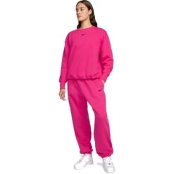 Nike Sportswear Phoenix Fleece Joggingbroek Voor Dames - Fireberry/black DQ5887-615 11 Nike Sportswear Phoenix Fleece Joggingbroek Voor Dames - Fireberry/black DQ5887-615 -Fitness-Mode Winkel nike sportswear phoenix fleece pants women fireberry black dq5887 615 7 1566689