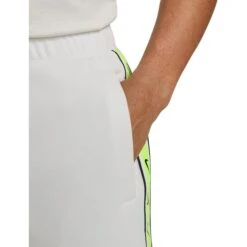 Nike Sportswear Repeat-French-Terry Korte Broek Voor Heren - Summit White/black FJ5317-121 -Fitness-Mode Winkel nike sportswear repeat french terry mens shorts summit white black fj5317 121 6 1479751