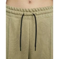 Nike Sportswear Tech Fleece Broek Voor Dames - Neutral Olive/black FB8330-276 13 Nike Sportswear Tech Fleece Broek Voor Dames - Neutral Olive/black FB8330-276 -Fitness-Mode Winkel nike sportswear tech fleece womens jogger pants neutral olive black fb8330 276 1 1557708