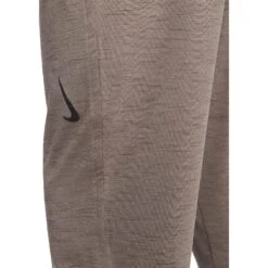 Nike Yoga Dri-FIT Broek Heren - Moon Fossil/ironstone/black CZ2208-087 12 Nike Yoga Dri-FIT Broek Heren - Moon Fossil/ironstone/black CZ2208-087 -Fitness-Mode Winkel nike yoga dri fit mens pants moon fossil ironstone black cz2208 087 3 1338379