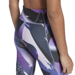 Reebok Lux Bold Women's Tight - Dark Orchid GI8407 -Fitness-Mode Winkel reebok lux bold womens tight dark orchid gi8407 2 939693