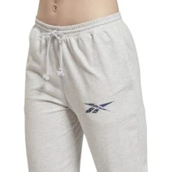 Reebok Modern Safari Women's Jogger - Lgreyh -Fitness-Mode Winkel reebok modern safari jogger women lgreyh 5 1243585
