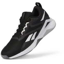 Reebok Nanoflex TR V2 Women's Shoe - Core Black/ftwr White/pure Grey 6 -Fitness-Mode Winkel reebok nanoflex tr v2 women s shoe core black ftwr white pure grey 6 3 1307590