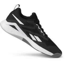 Reebok Nanoflex TR V2 Women's Shoe - Core Black/ftwr White/pure Grey 6 -Fitness-Mode Winkel reebok nanoflex tr v2 women s shoe core black ftwr white pure grey 6 8 1307595