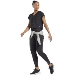 Reebok Perforated Tee Women's - Black -Fitness-Mode Winkel reebok perforated tee womens black 4 1367071