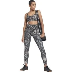 Reebok Studio Lux Bold High Rise 2.0 Modern Safari Print Women's Tights - Night Black 10 Reebok Studio Lux Bold High Rise 2.0 Modern Safari Print Women's Tights - Night Black -Fitness-Mode Winkel reebok studio lux high rise 2 1116213