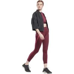 Reebok Studio Taped Leggings Women's Tight - Maroon -Fitness-Mode Winkel reebok studio taped leggings women tight maroon 5 1008889