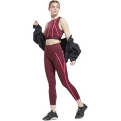 Reebok Studio Taped Tank Women's Singlet - Maroon -Fitness-Mode Winkel reebok studio taped tank women singlet maroon 3 1008973