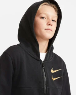 Nike Sportswear Swoosh Jas Met Capuchon Kinderen - Black/black/metallic Gold DC3453-010 -Fitness-Mode Winkel sportswear swoosh hoodie mit durchgehendem reissverschluss fur altere 5nqm 918274