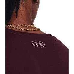 Under Armour UA Big Logo Fill Shirt Met Korte Mouwen Heren - Dark Maroon/Misty Purple -Fitness-Mode Winkel under armour mens ua big logo fill short sleeve shirt dark maroon misty purple 5 1527418