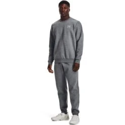 Under Armour UA Essential Fleece Crew Sweatshirt Heren - Pitch Gray Medium Heather/White -Fitness-Mode Winkel under armour mens ua essential fleece crew pitch gray medium heather white 6 1282907