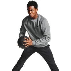 Under Armour UA Rival Fleece Crew Sweatshirt Heren - Pitch Gray Light Heather/Onyx White -Fitness-Mode Winkel under armour mens ua rival fleece crew pitch gray light heather onyx white 5 1335924